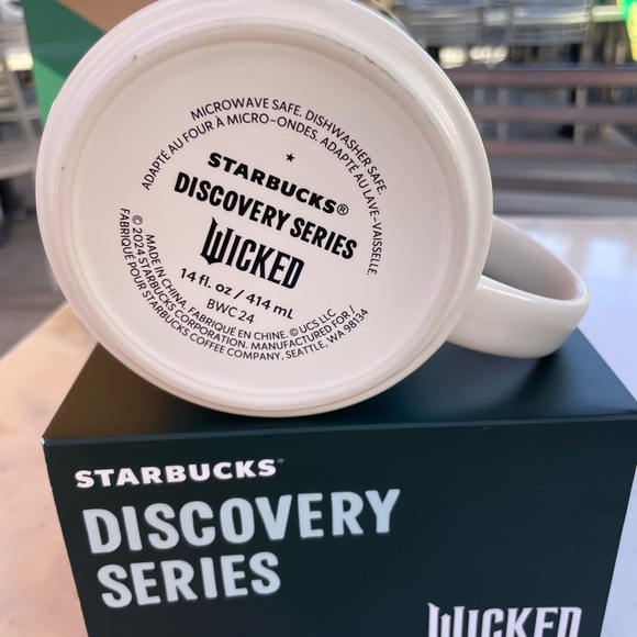 Universal Studios Starbucks 2024 Wicked Shiz University Discovery Series Mug. - Picture 7 of 8